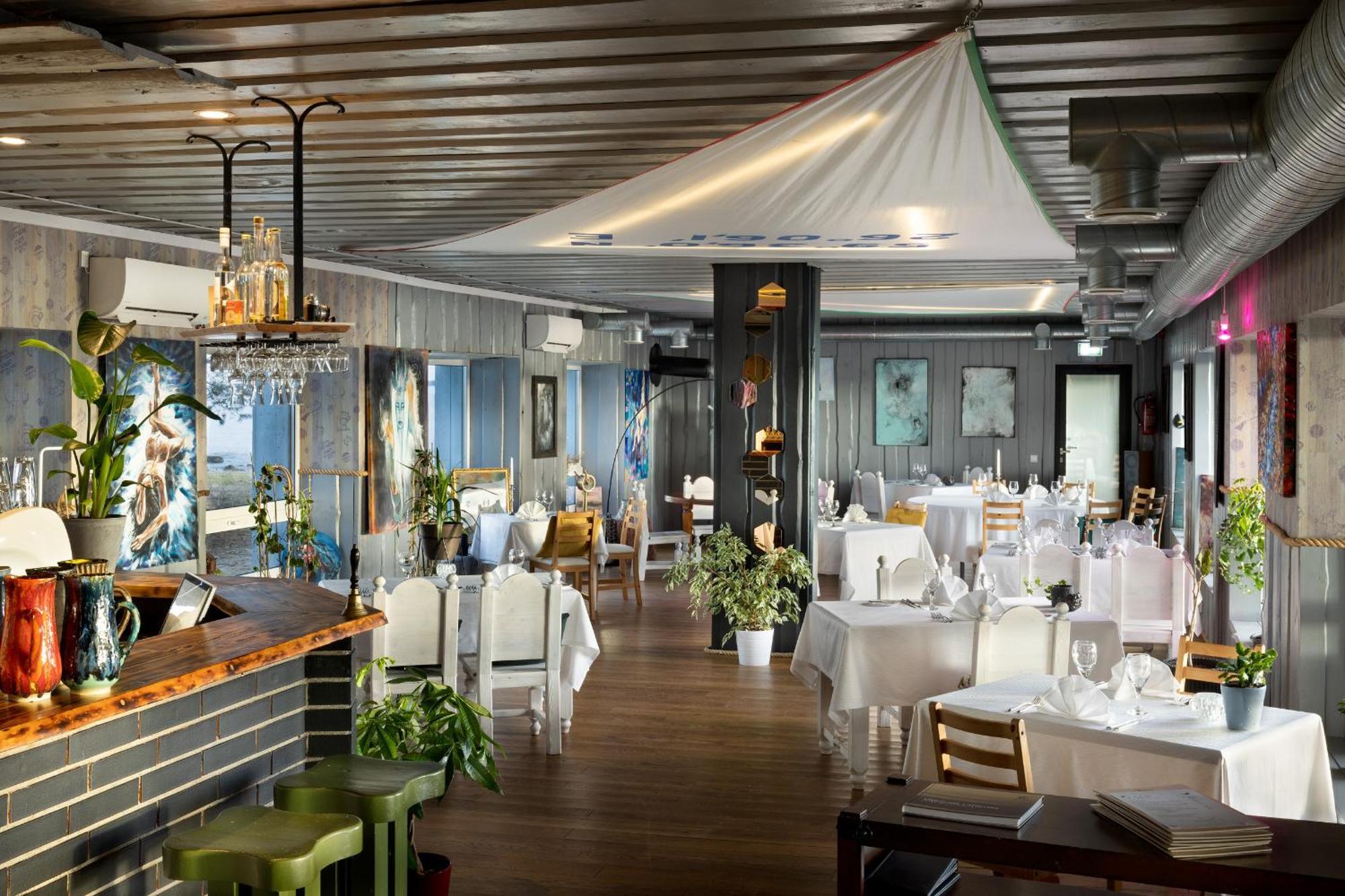 Vergi Sadam & Restoran Wirkes' Eksteriør billede